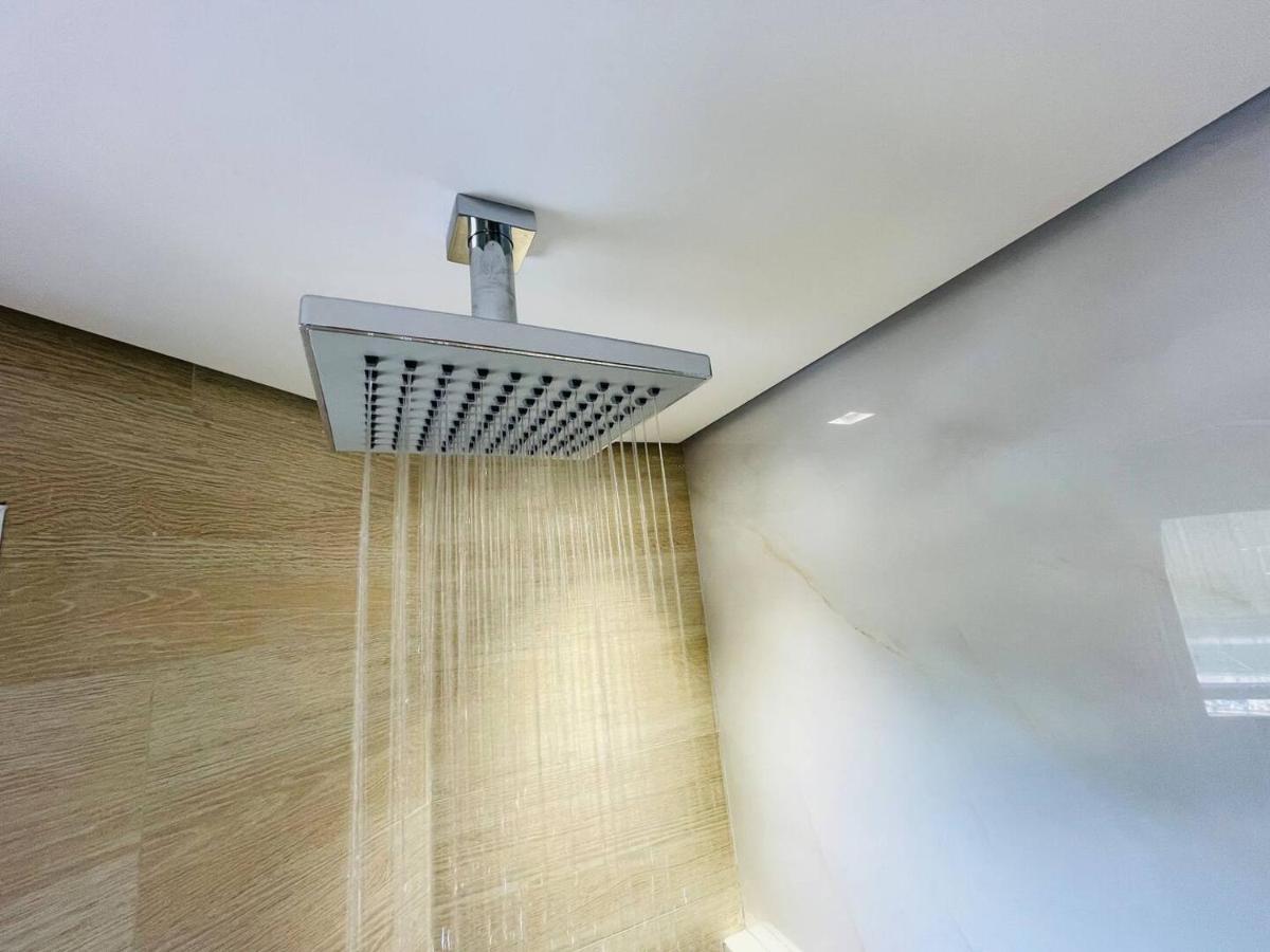 Flat Luxuoso Alto Padrao Frente Mar Com 2 Suites No Iate Plaza Fortaleza  Bagian luar foto